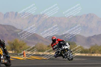 media/Nov-06-2022-SoCal Trackdays (Sun) [[208d2ccc26]]/Turn 14 (930am)/